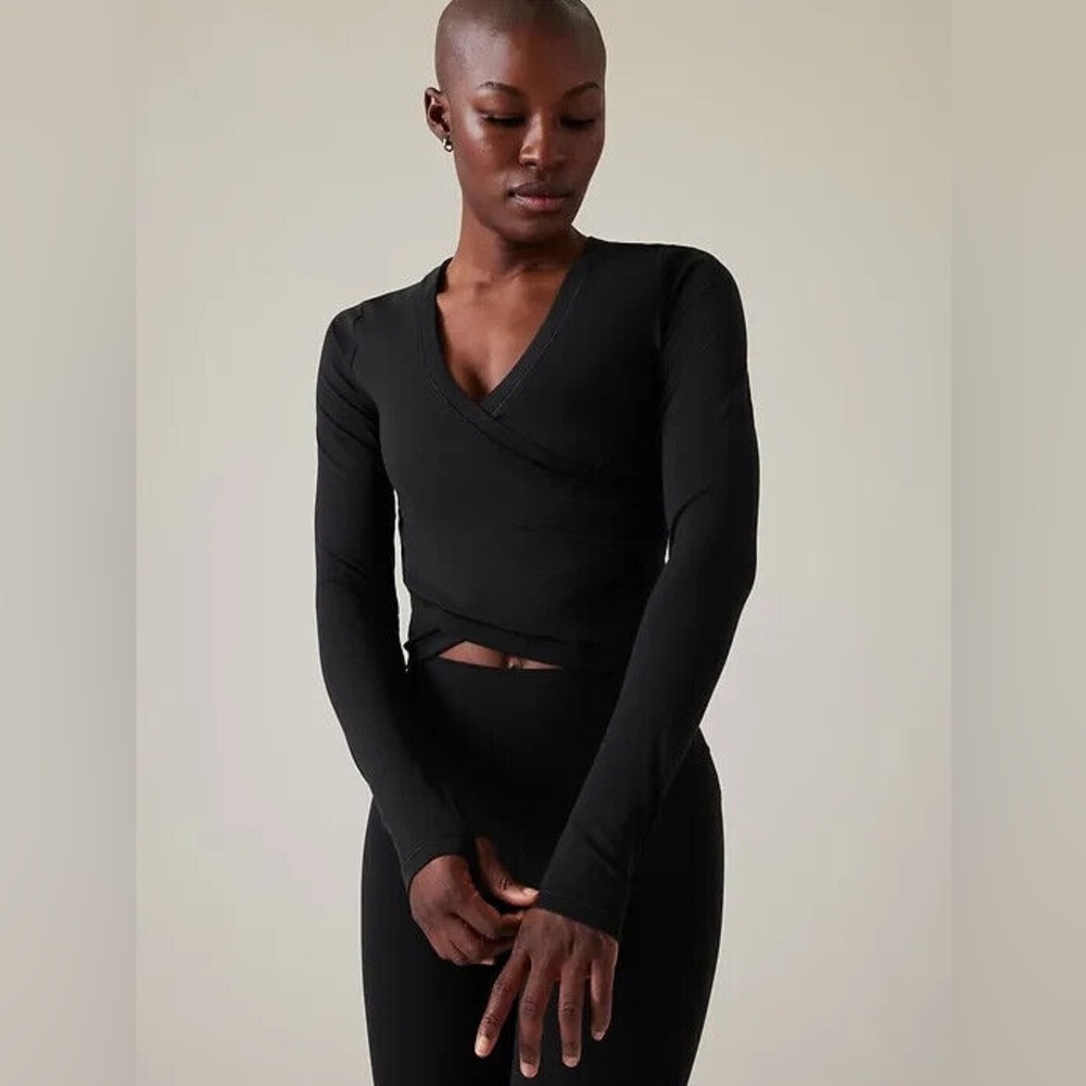 Athleta Transcend Wrap Top in Black